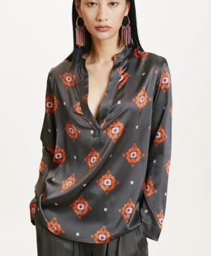 Momoni BLUSA ATLANTA IN RASO STRETCH STAMPATO- Fango/Lilla Fashion